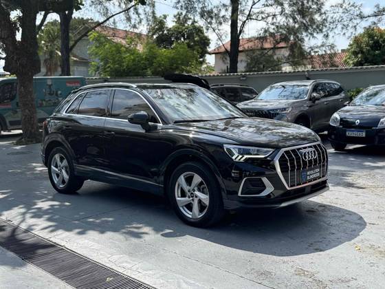 AUDI Q3 2.0 40 TFSI GASOLINA PERFORMANCE QUATTRO TIPTRONIC AUDI Q3 2.0 40 TFSI GASOLINA PERFORMANCE QUATTRO TIPTRONIC